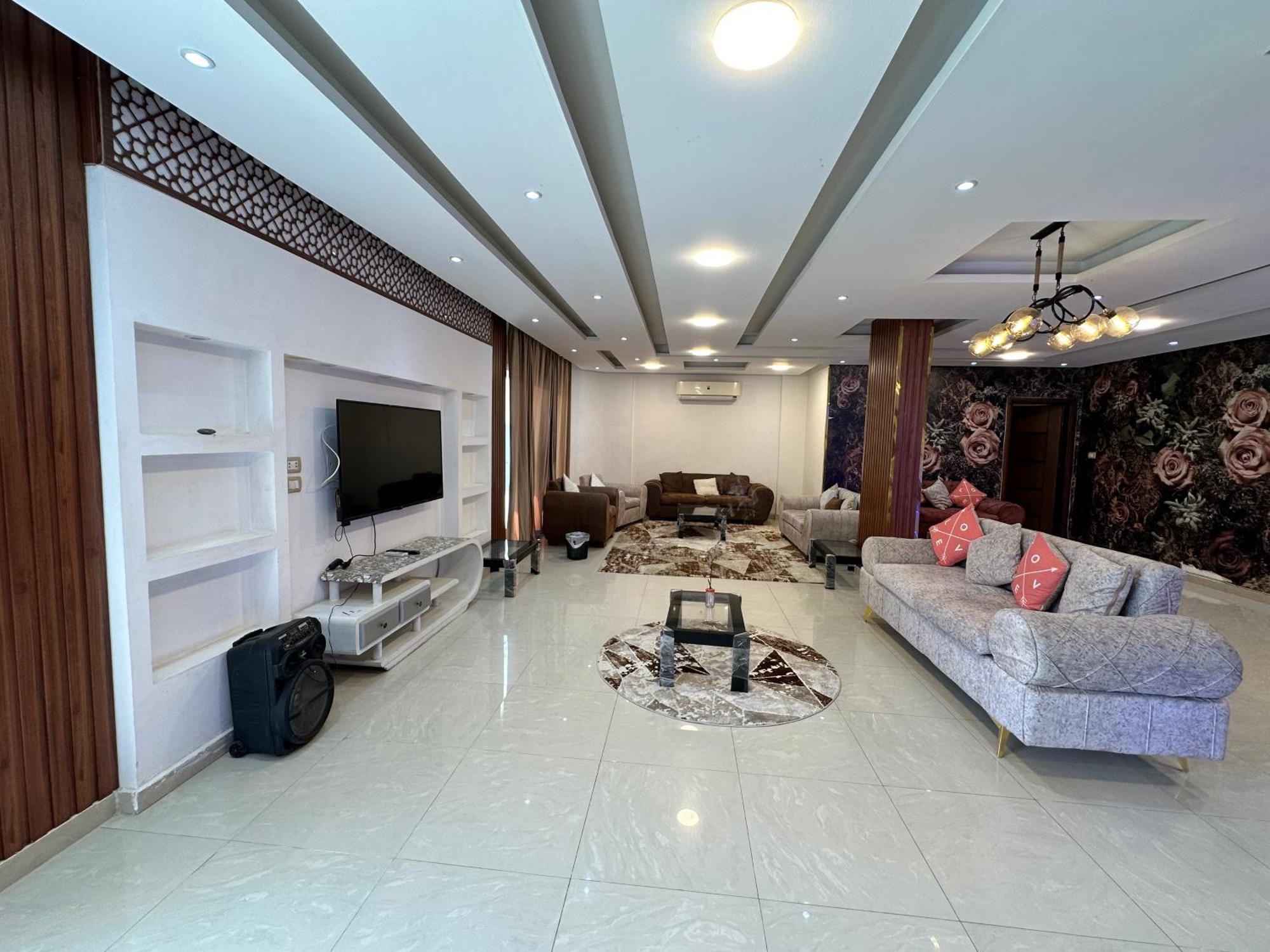 Vila Fakhra Balhzam Alakhdr Villa Sheikh Zayed City Exterior photo